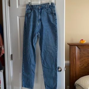 Fresno mom jeans